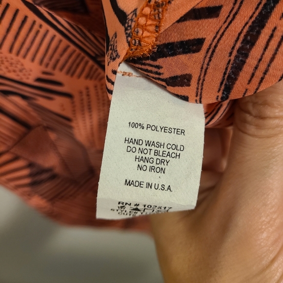 Soprano Geometric Colored Tank, Size Medium - Picture 6 of 6